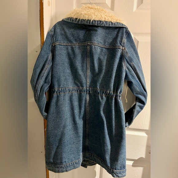 Denim Jacket with Fur Collar by MINKPINK - Picture 2 of 3